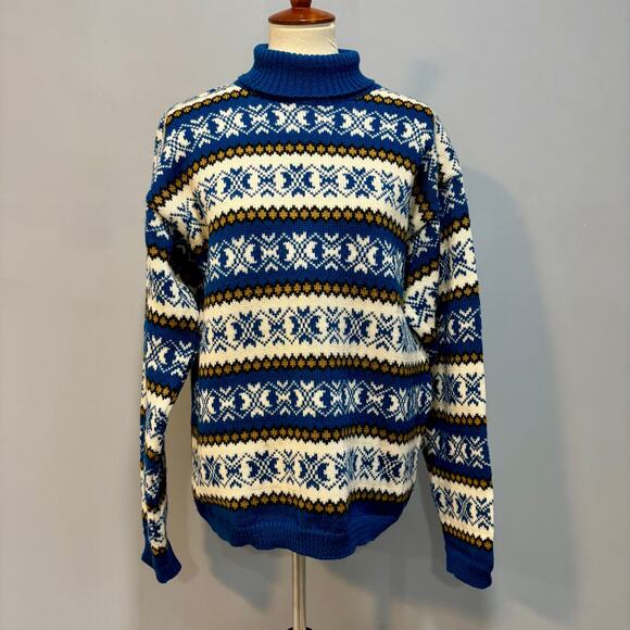 Vintage Hand Knit Norwegian Wool Sweater - Cozy Winter Knitwear, Size XL - Picture 1 of 8